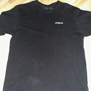 Patagonia L Black Men’s Shirt
